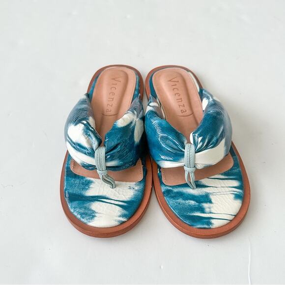 Anthropologie Vicenza Alexia Puffy Flip-Flop Sandals 39/8 Blue Tie Dye - Picture 4 of 7